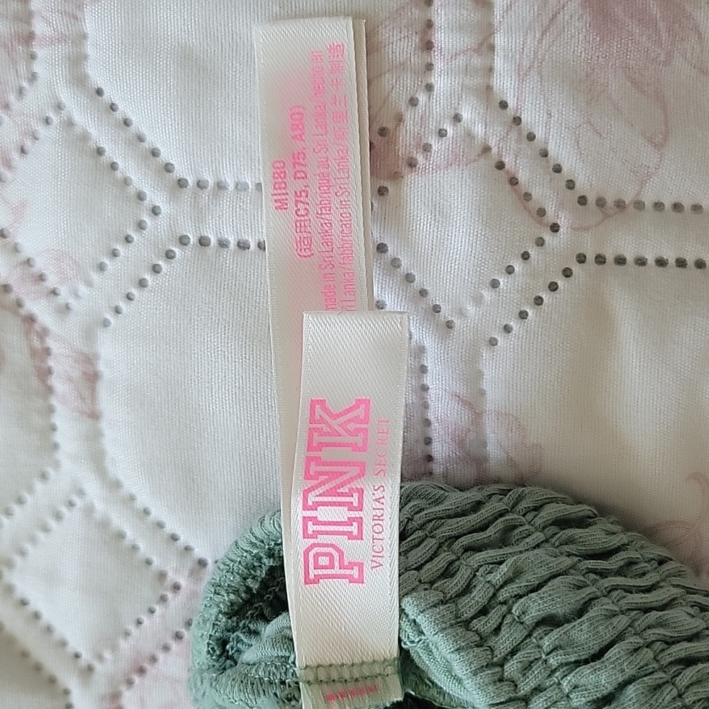 Sold Pink Victoria Secret sport bra - Picture 5 of 5
